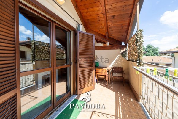 appartamento in vendita a Casorate Sempione