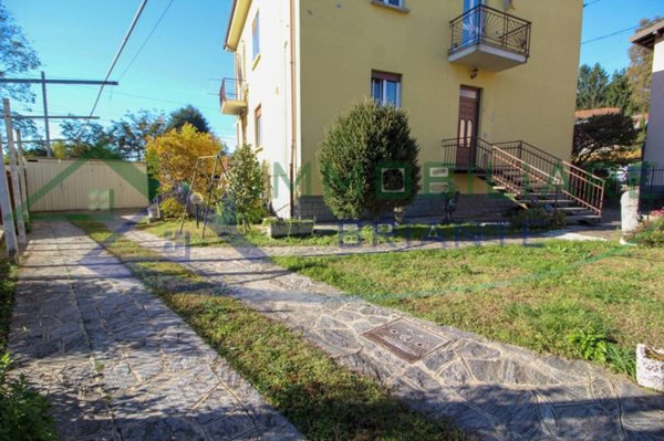appartamento in vendita a Casorate Sempione