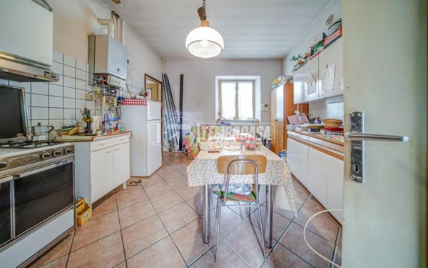 appartamento in vendita a Casorate Sempione