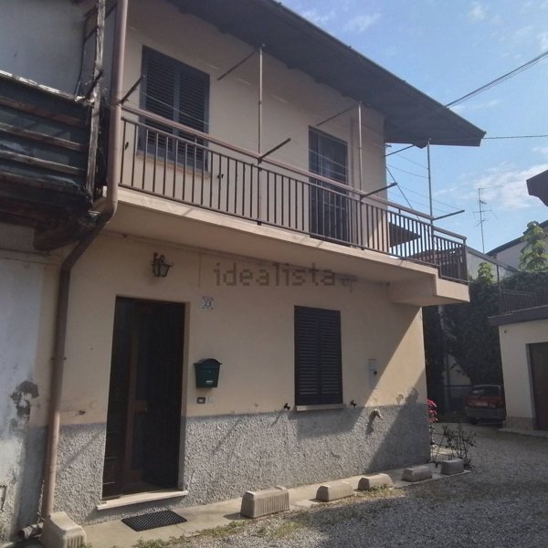 appartamento in vendita a Casorate Sempione