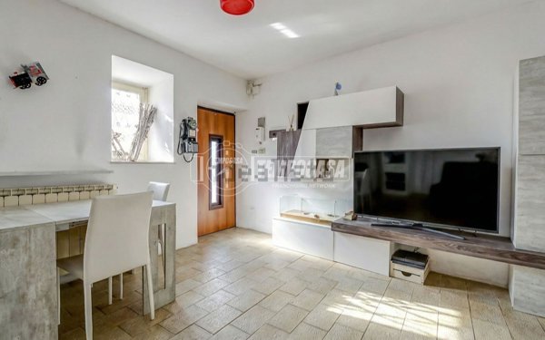 appartamento in vendita a Casorate Sempione