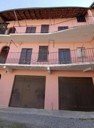 casa indipendente in vendita a Casorate Sempione