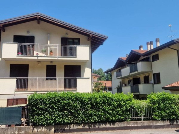 appartamento in vendita a Casorate Sempione