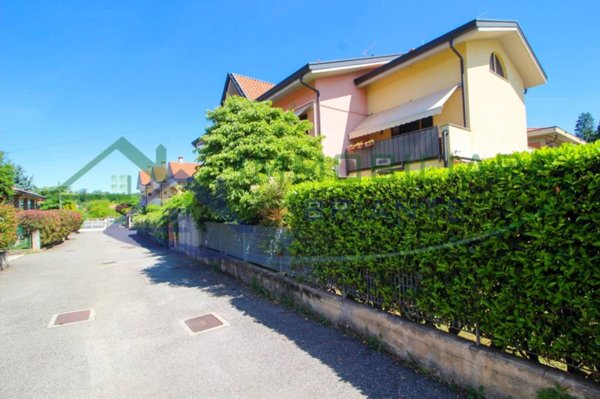 appartamento in vendita a Casorate Sempione