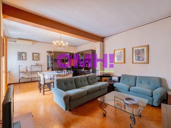 casa indipendente in vendita a Casorate Sempione