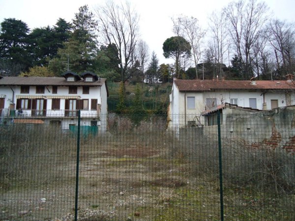 terreno edificabile in vendita a Cassano Magnago