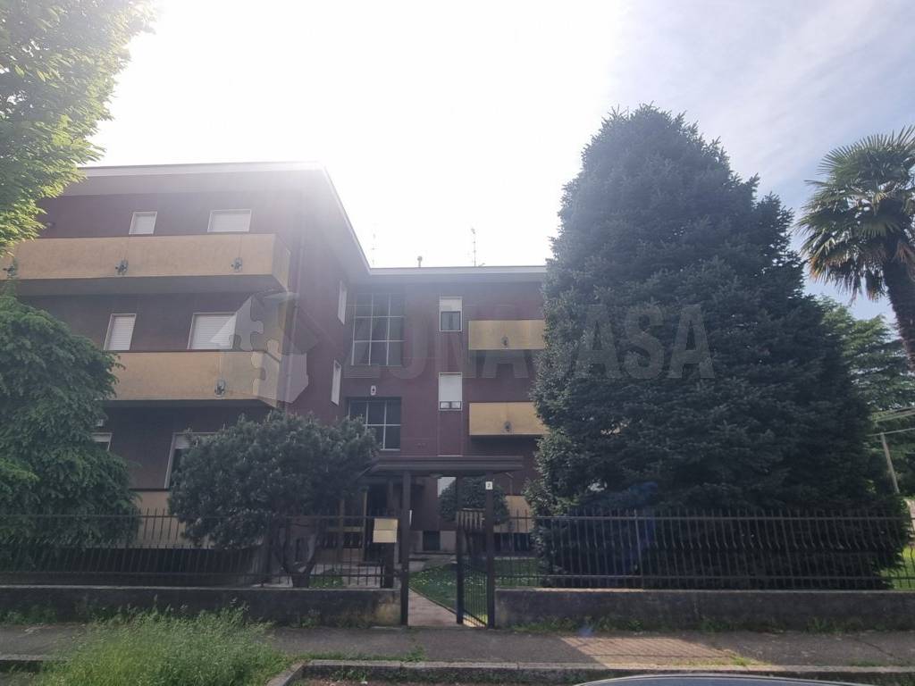 appartamento in vendita a Cassano Magnago
