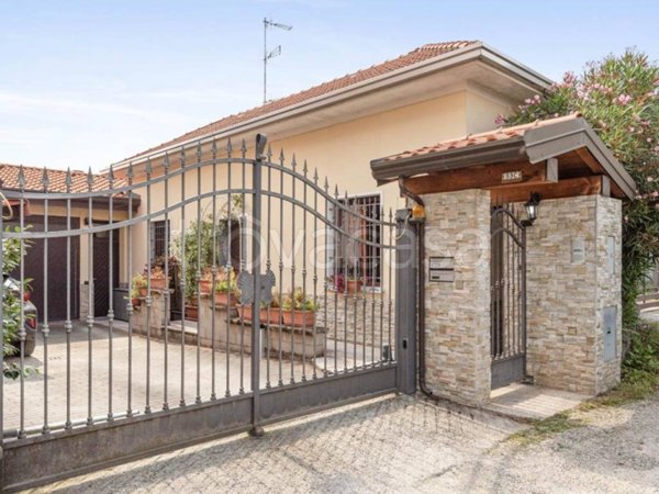 casa indipendente in vendita a Cassano Magnago