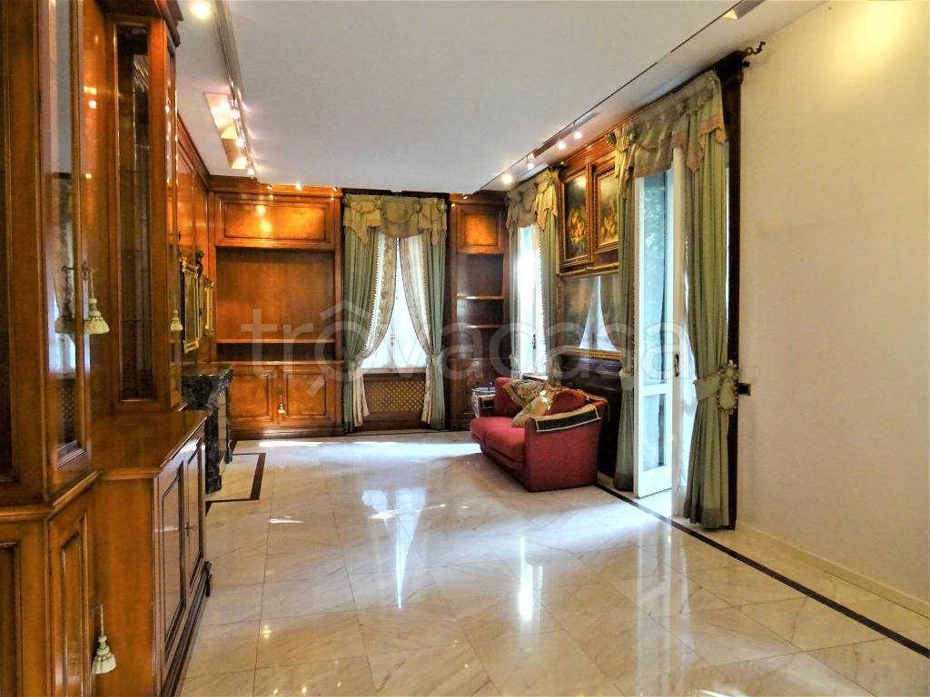 casa indipendente in vendita a Cassano Magnago