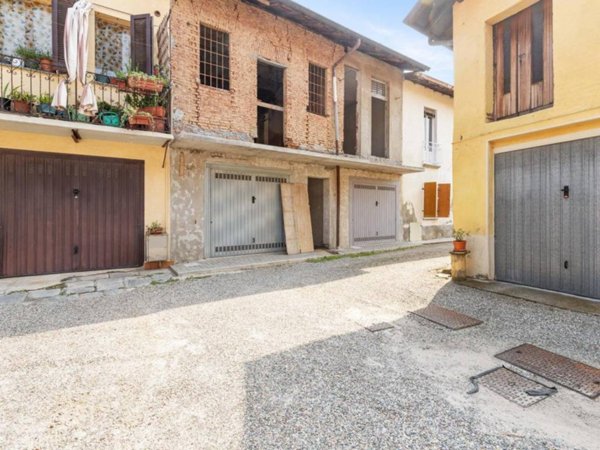 casa indipendente in vendita a Cassano Magnago
