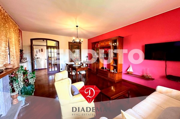 casa indipendente in vendita a Cassano Magnago