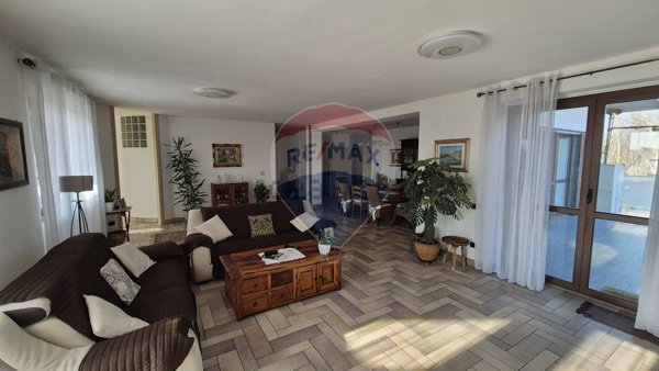 casa indipendente in vendita a Cassano Magnago