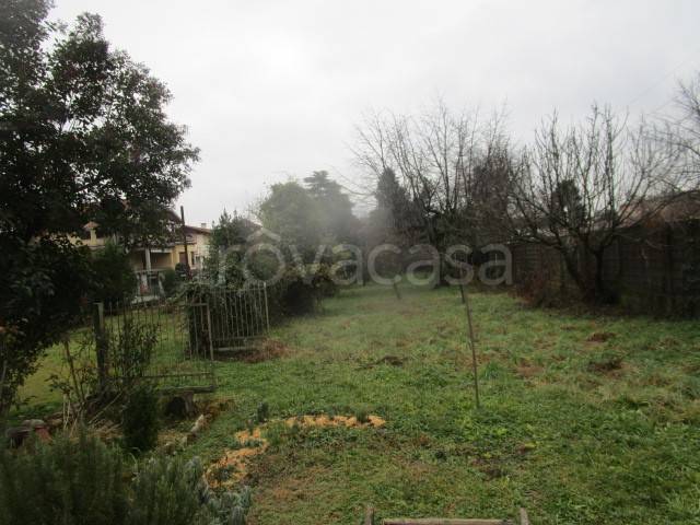 terreno edificabile in vendita a Cassano Magnago