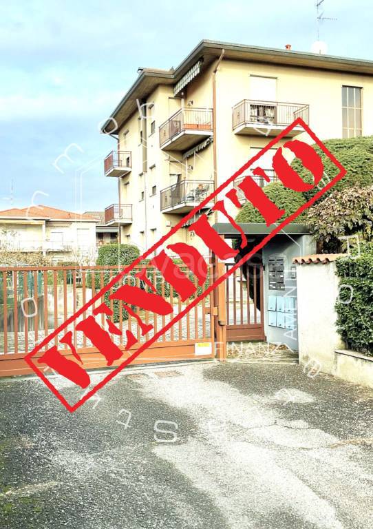 appartamento in vendita a Cassano Magnago