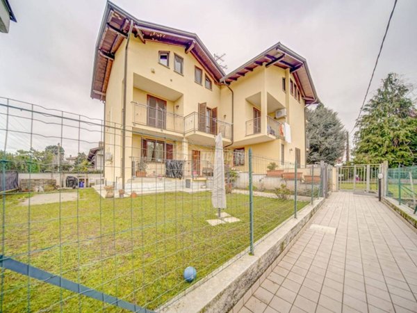 casa indipendente in vendita a Cassano Magnago