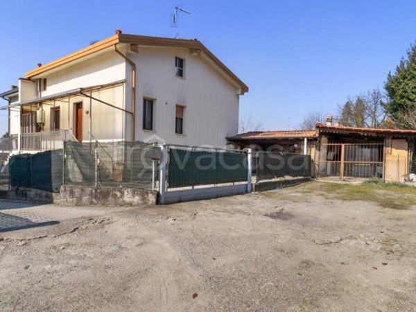 casa indipendente in vendita a Cassano Magnago
