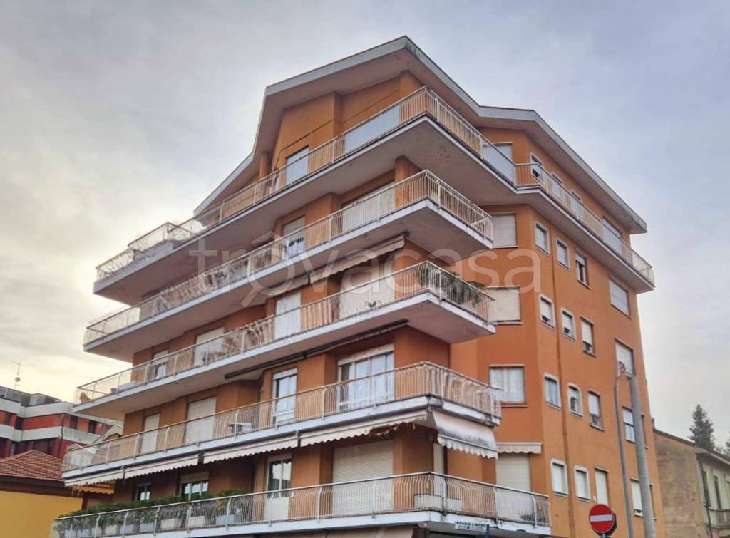 appartamento in vendita a Cassano Magnago