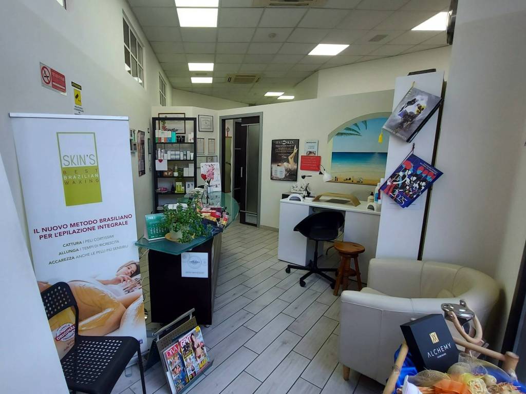 negozio in vendita a Cassano Magnago