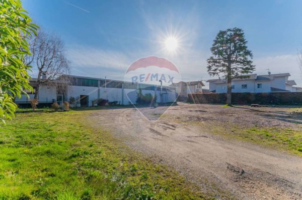 terreno edificabile in vendita a Cassano Magnago