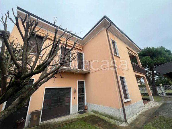 casa indipendente in vendita a Cassano Magnago