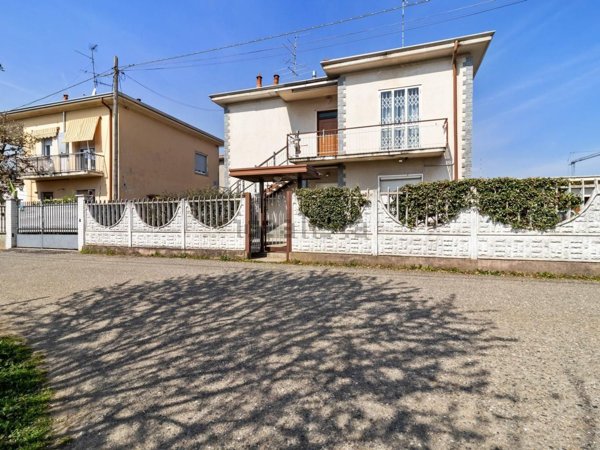 appartamento in vendita a Cassano Magnago