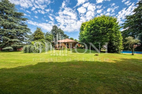 casa indipendente in vendita a Cassano Magnago
