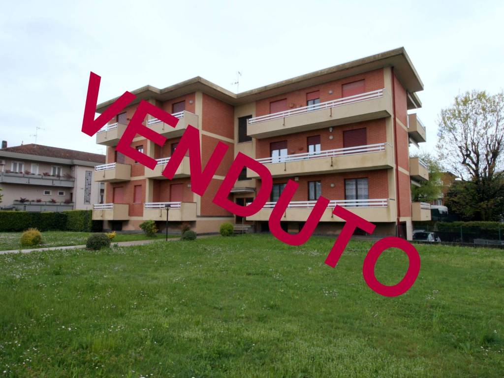 appartamento in vendita a Cassano Magnago