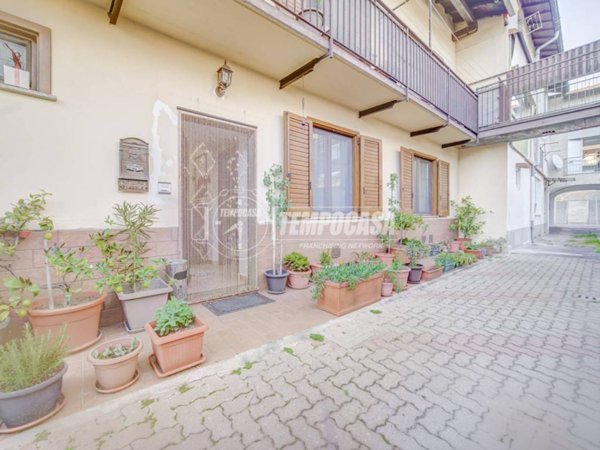 casa indipendente in vendita a Cassano Magnago