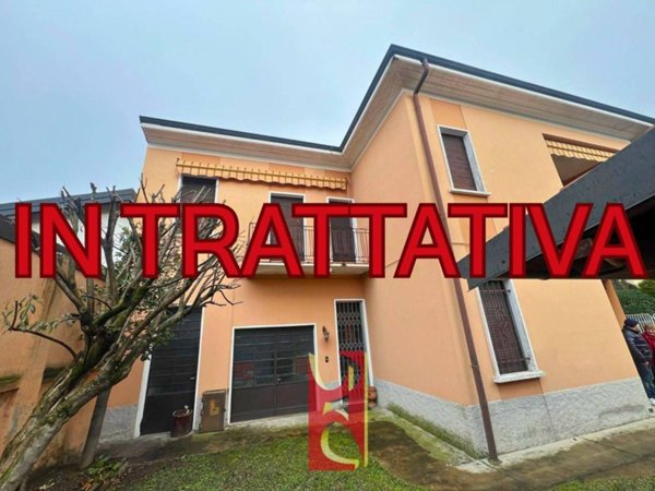casa indipendente in vendita a Cassano Magnago