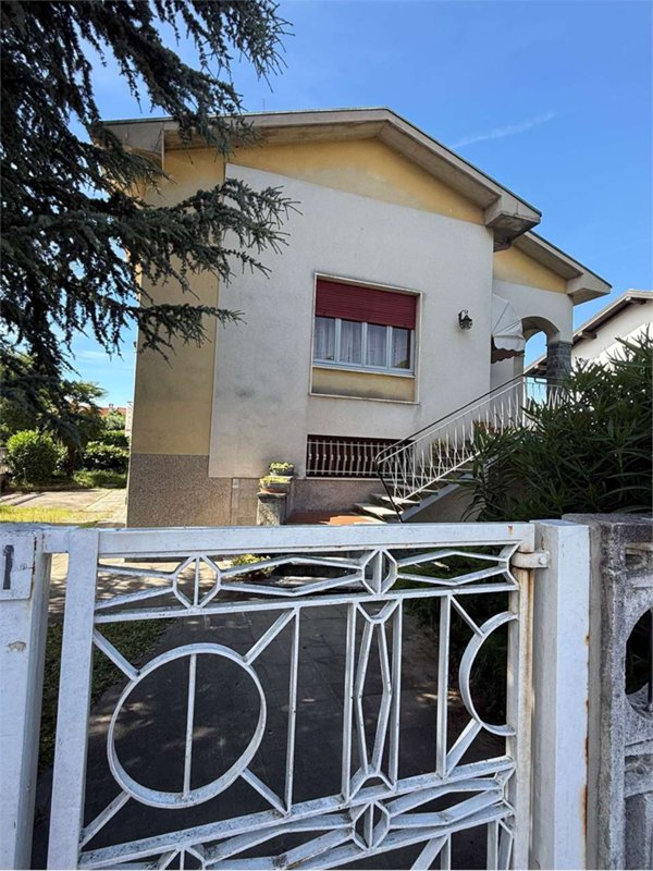 casa indipendente in vendita a Cassano Magnago