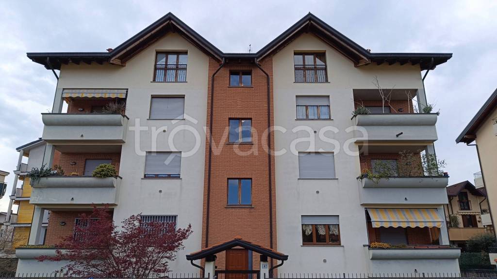 appartamento in vendita a Cassano Magnago