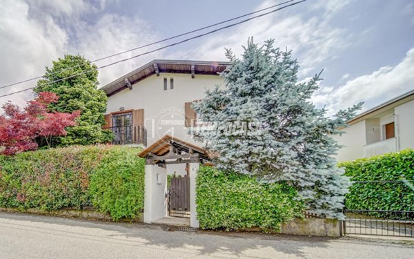 casa indipendente in vendita a Cassano Magnago