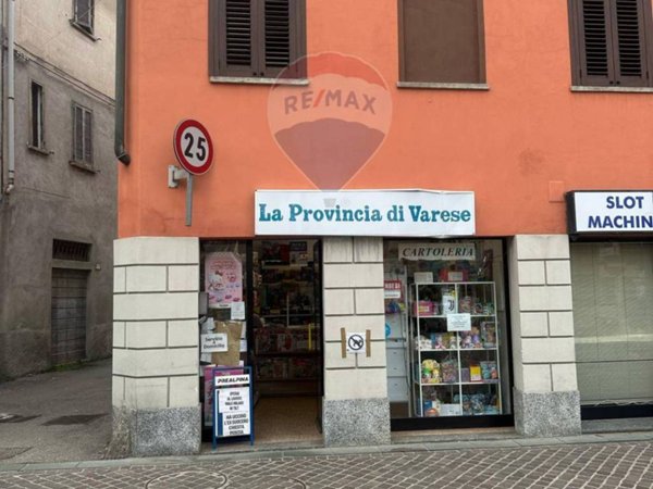 negozio in vendita a Cassano Magnago