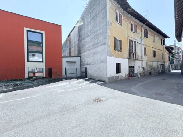 appartamento in vendita a Cassano Magnago
