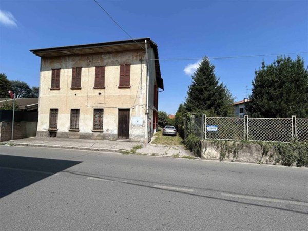 casa indipendente in vendita a Cassano Magnago