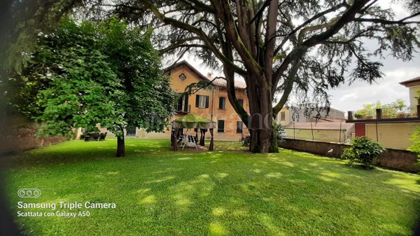casa indipendente in vendita a Cassano Magnago