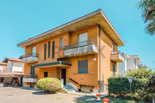 casa indipendente in vendita a Cassano Magnago