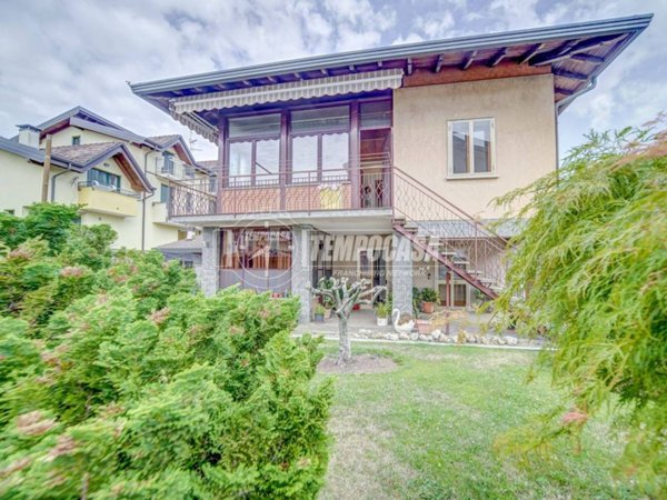 casa indipendente in vendita a Cassano Magnago
