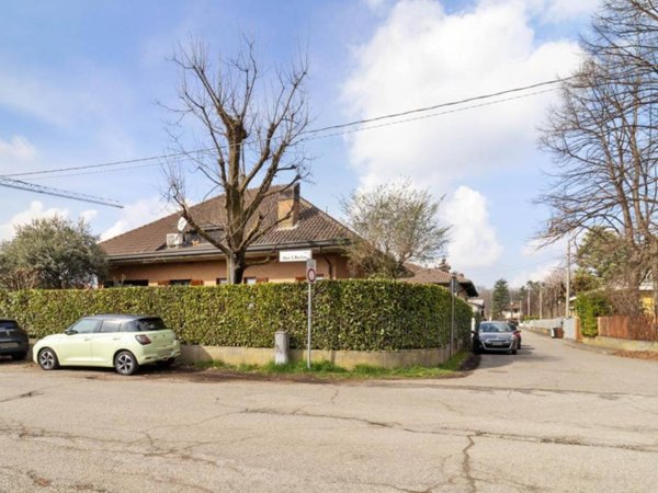 casa indipendente in vendita a Cassano Magnago