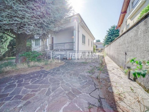 casa indipendente in vendita a Cassano Magnago