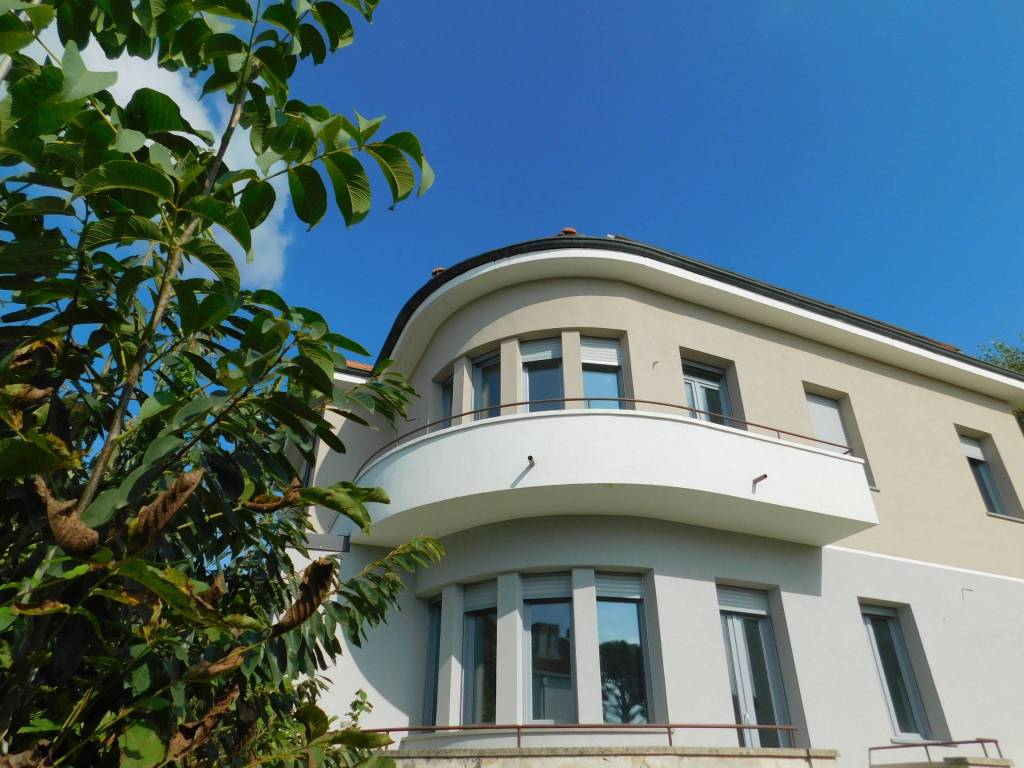 casa indipendente in vendita a Cassano Magnago