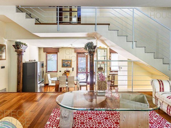 casa indipendente in vendita a Cassano Magnago