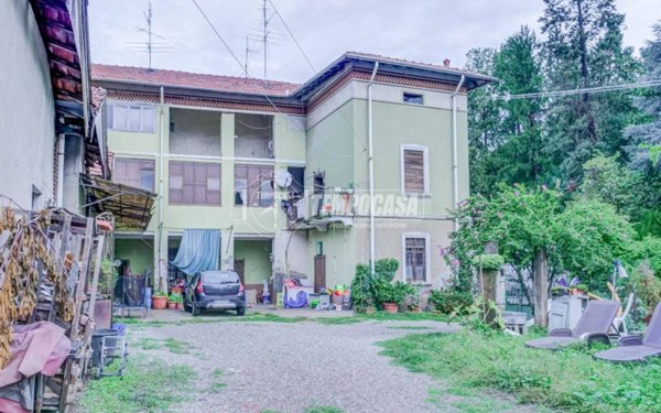 casa indipendente in vendita a Cassano Magnago