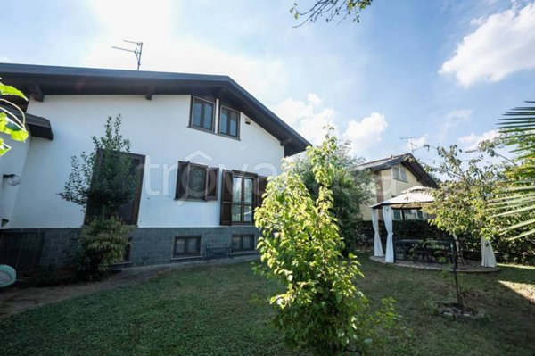 casa indipendente in vendita a Cassano Magnago