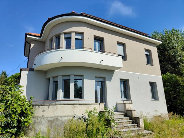 casa indipendente in vendita a Cassano Magnago