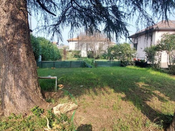 terreno edificabile in vendita a Cassano Magnago