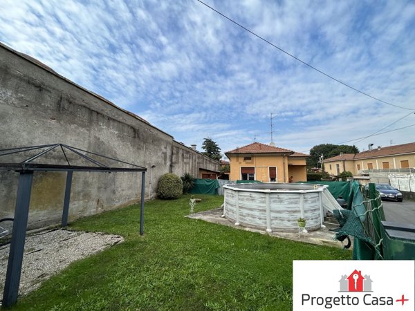 casa indipendente in vendita a Cassano Magnago