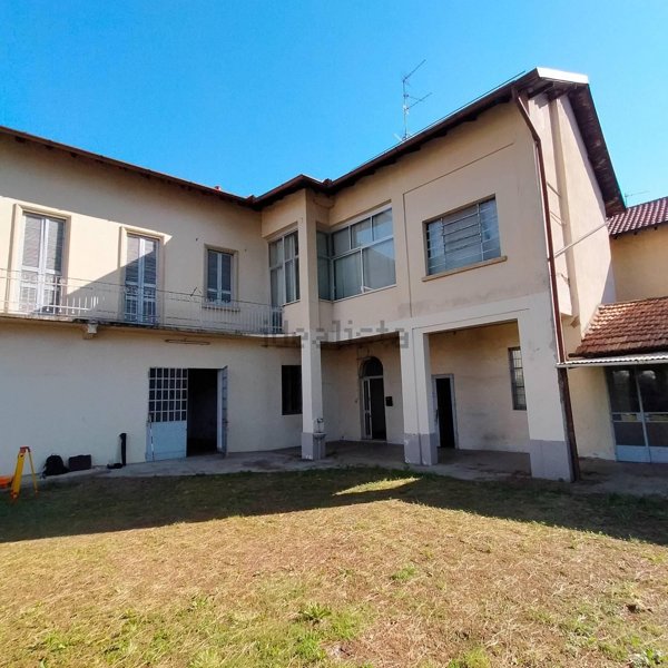 casa indipendente in vendita a Cassano Magnago