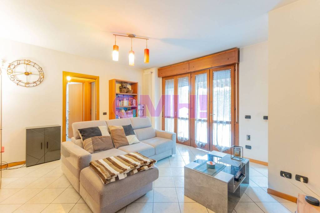 appartamento in vendita a Cassano Magnago