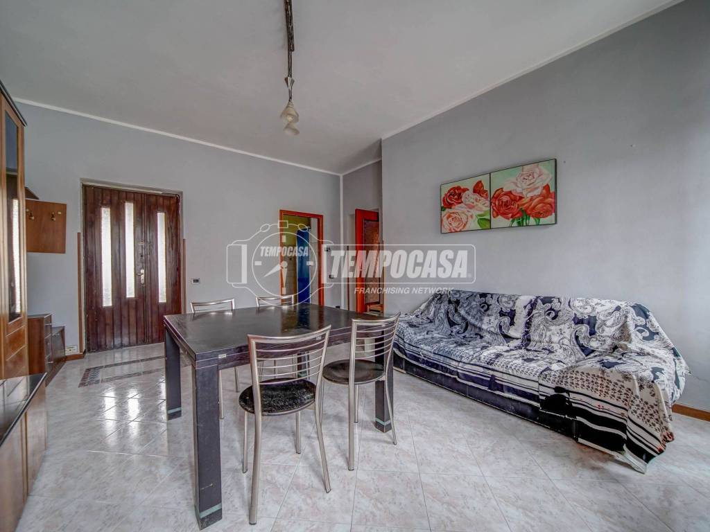 casa indipendente in vendita a Cassano Magnago